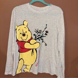 Disney Winnie the Pooh Short Sleeve Tee - Gray and Red